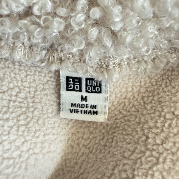 Uniqlo | Cream Sherpa Fleece Crew Neck Sweater (M) - Picture 4 of 8